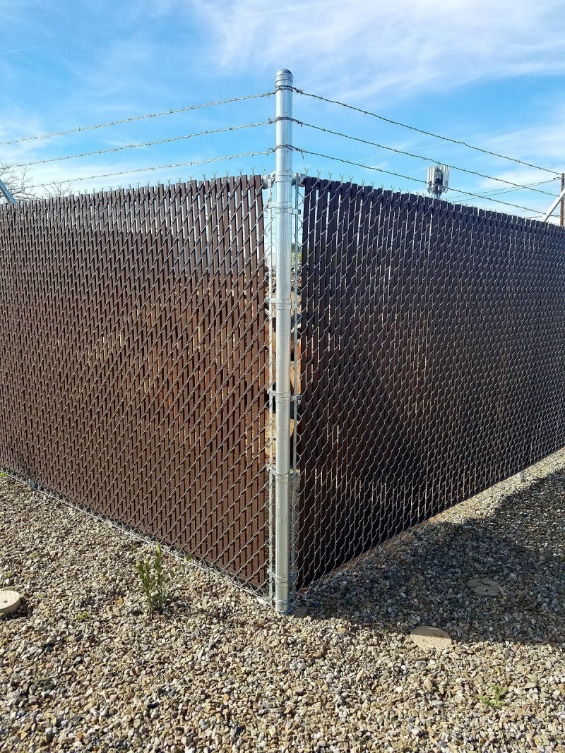 How to Install a Chain Link Fence in Tucson, AZ