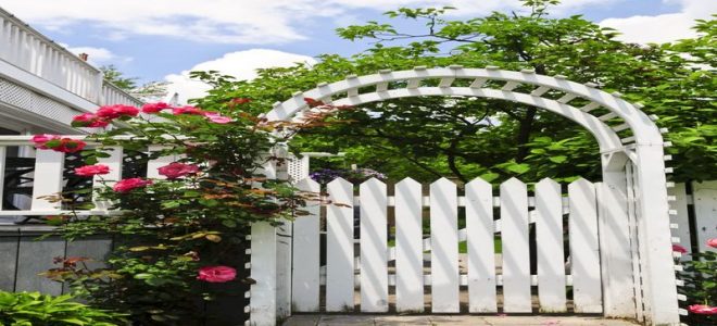 The Advantages of Using Ornamental Iron for Your Property’s Fence