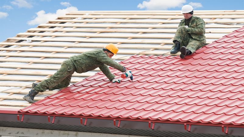 What You Should Use to Perform Emergency DIY Roof Repair in Fort Myers